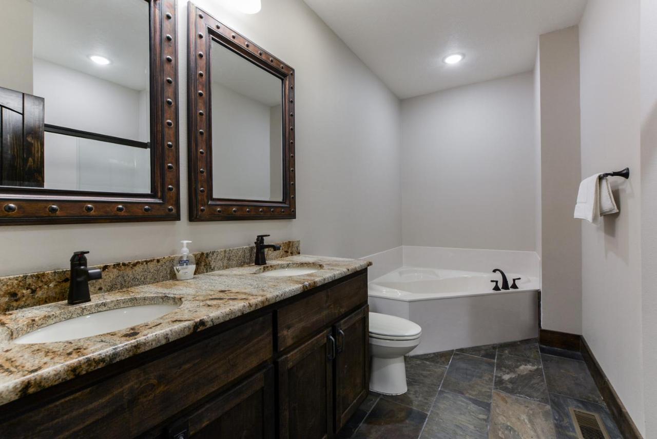 Lodge 73 Branson Extérieur photo
